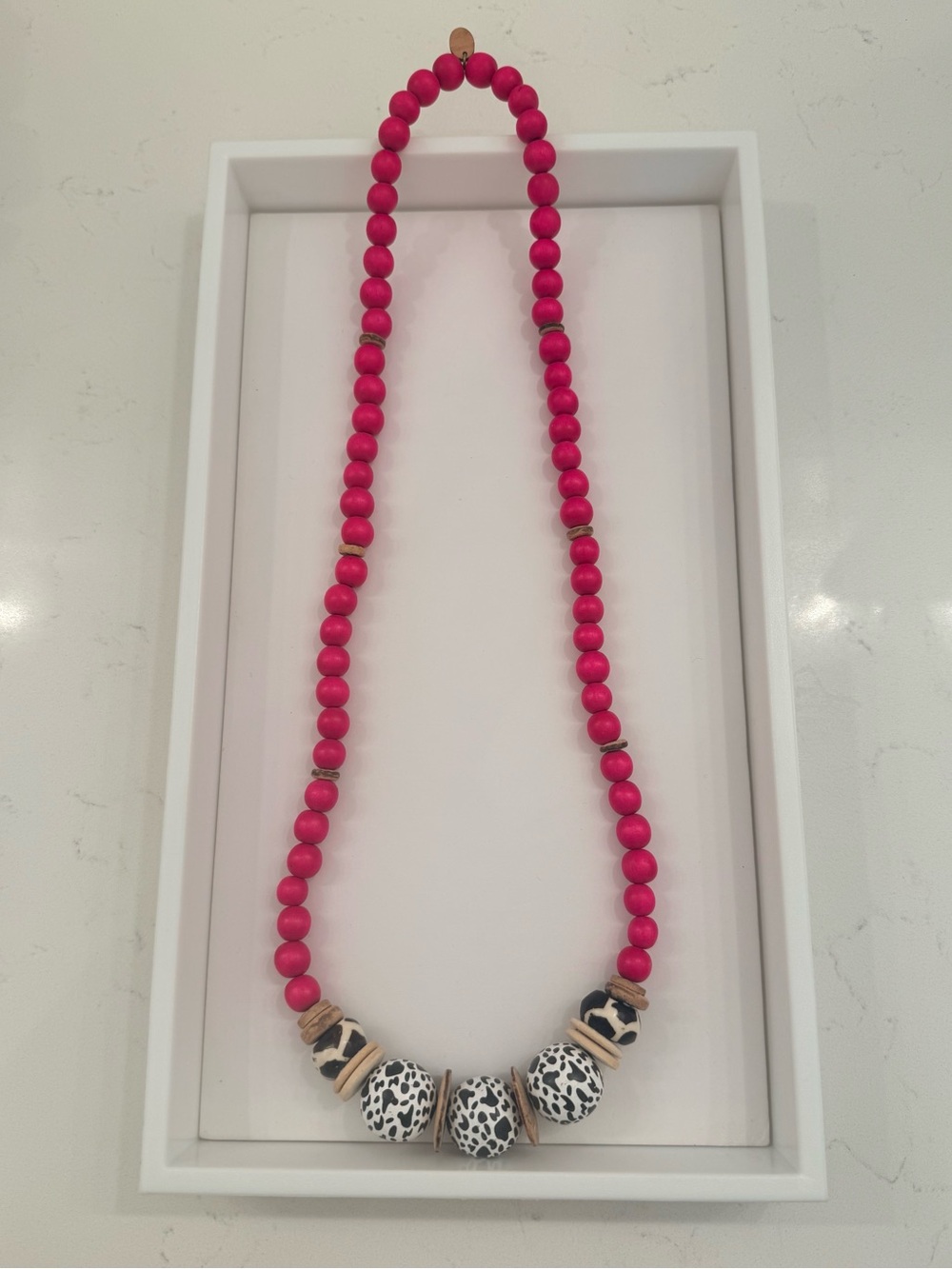 NWOT HIGH STRUNG Hot Pink Wooden Beaded Statement Necklace with Animal Print